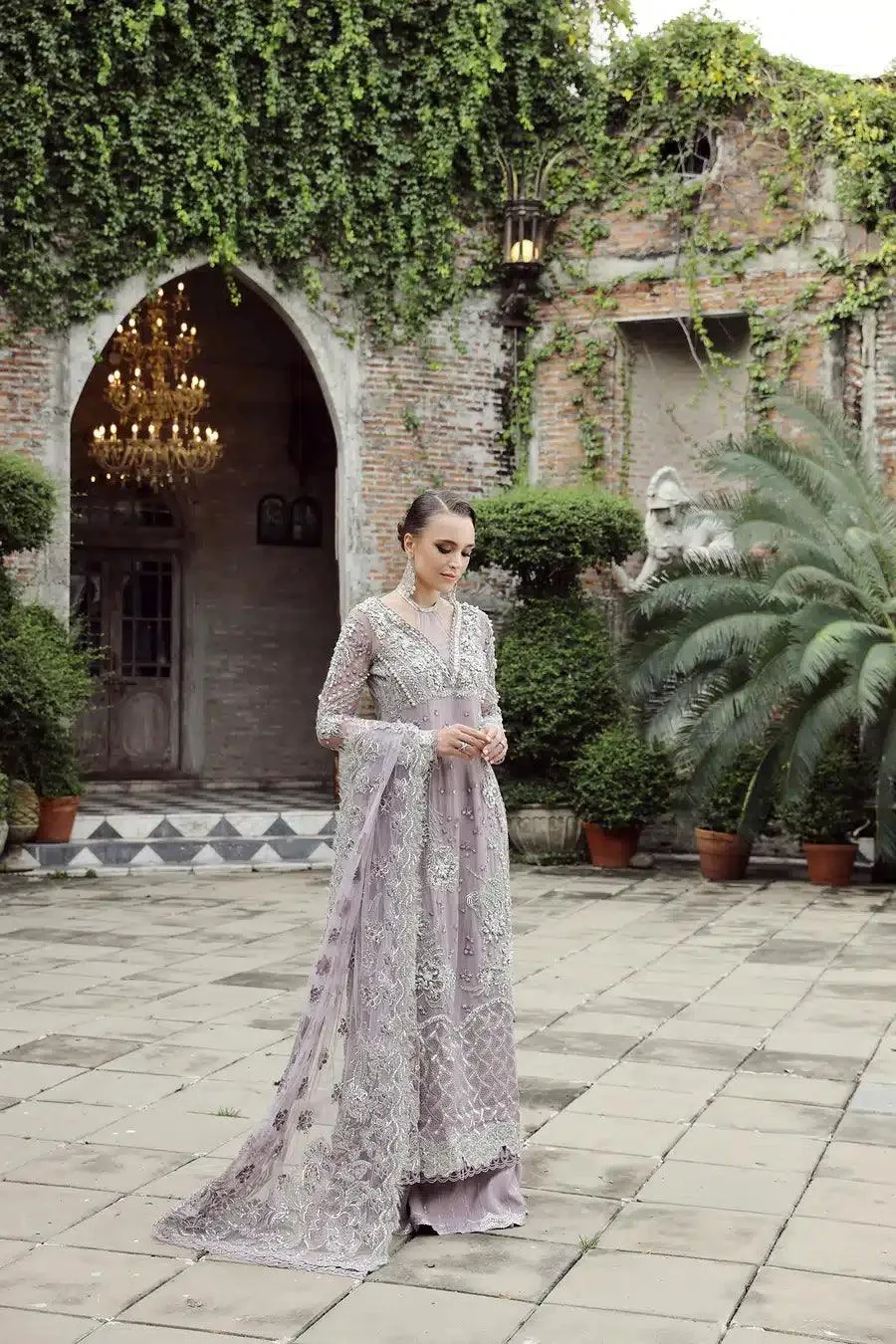 Maryam Hussain Raha Luxury Festive 23 Lilac Raw Silk – view 2 – Poshaq