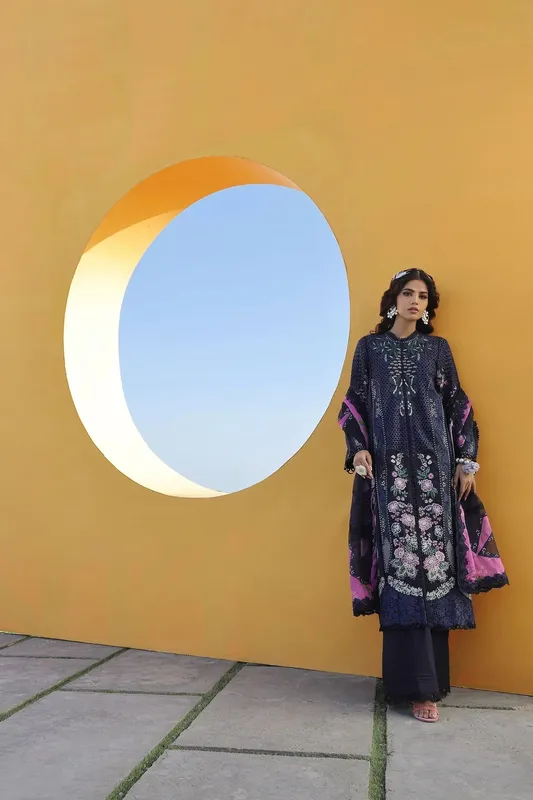 Maryam Hussain Luxury Lawn 24 Black Organza – view 1 – Poshaq