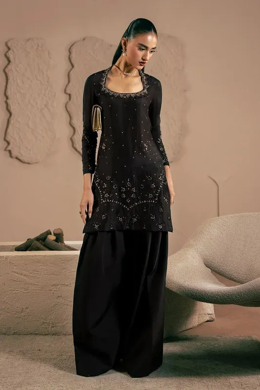Mina Kashif Emilie Formals Black Silk – view 1 – Poshaq