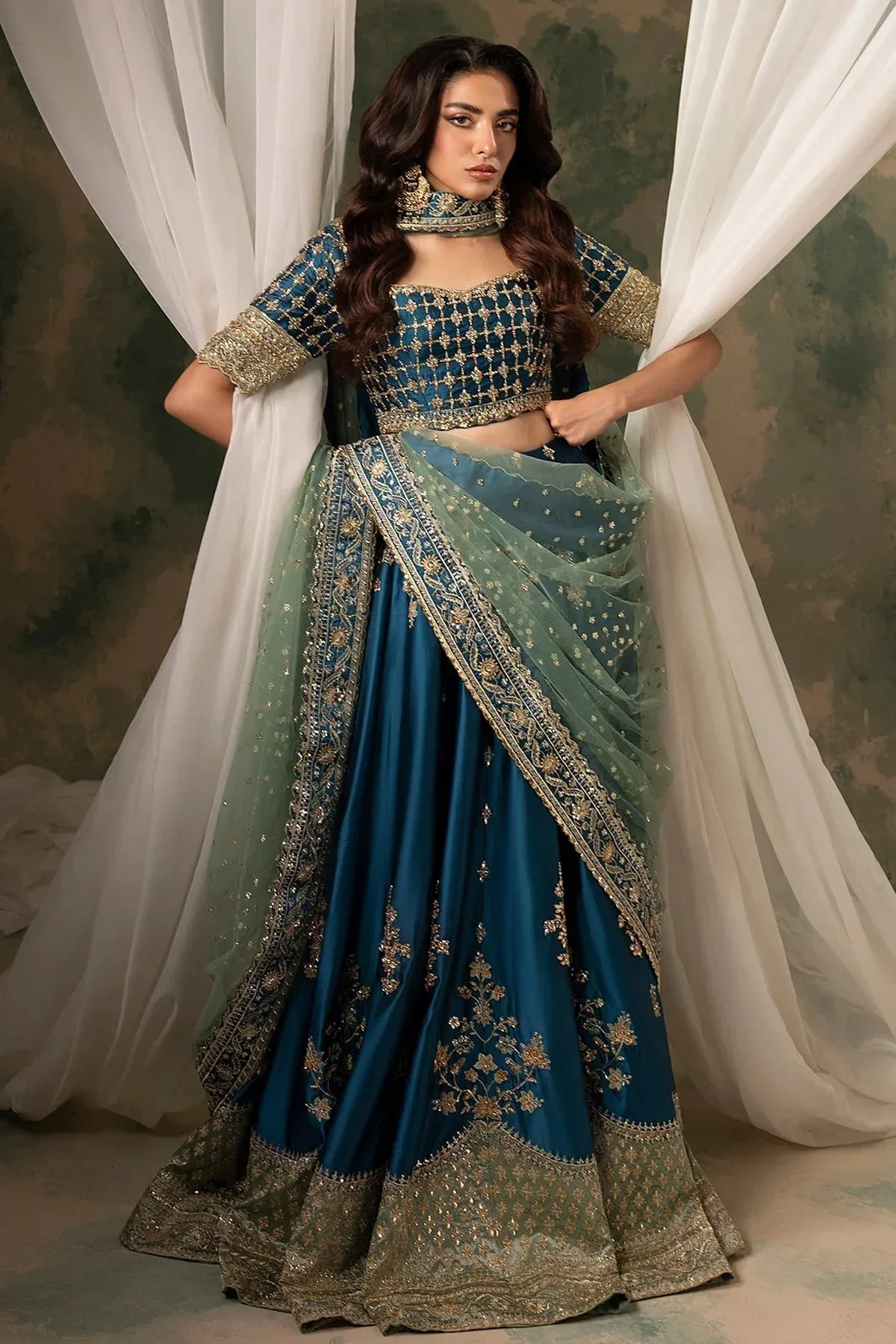 Mina Kashif Noor Jahan Wedding Formals Green Silk – view 4 – Poshaq