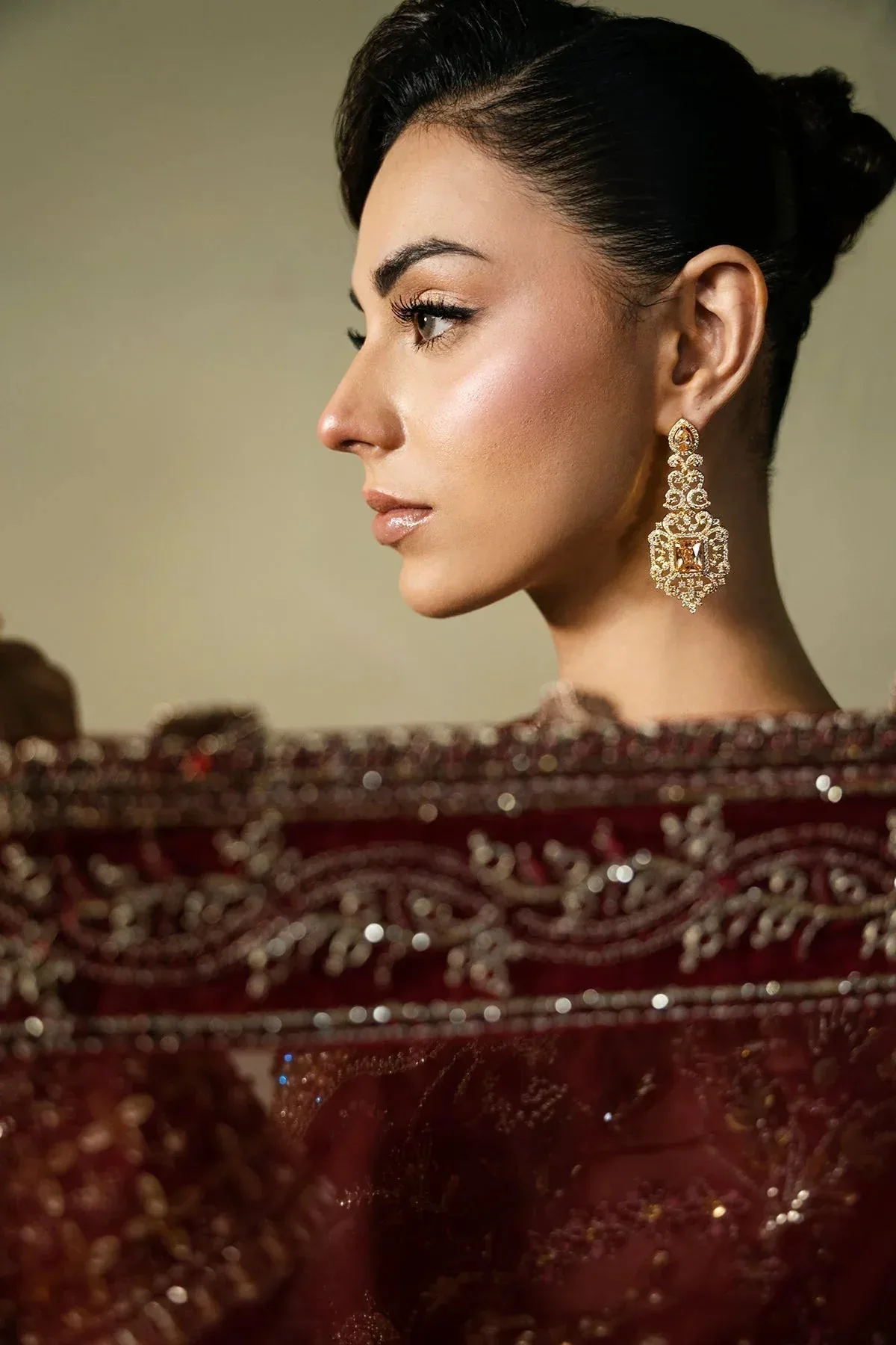 Mina Kashif Kahani Formals Maroon Raw Silk – view 3 – Poshaq