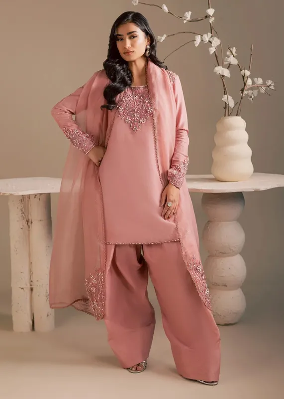 Maria Osama Khan Noir Bliss Luxury Formals Salmon Pink Organza – view 1 – Poshaq
