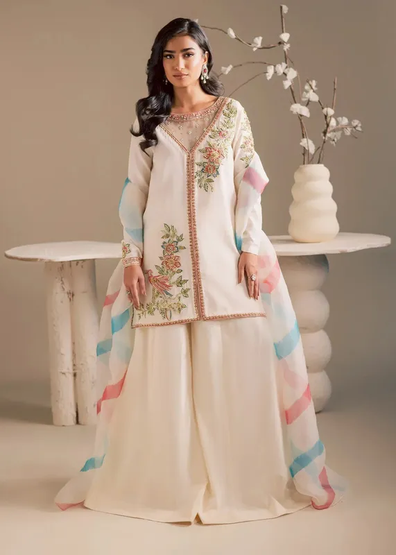 Maria Osama Khan Noir Bliss Luxury Formals Pearl White Organza – view 1 – Poshaq