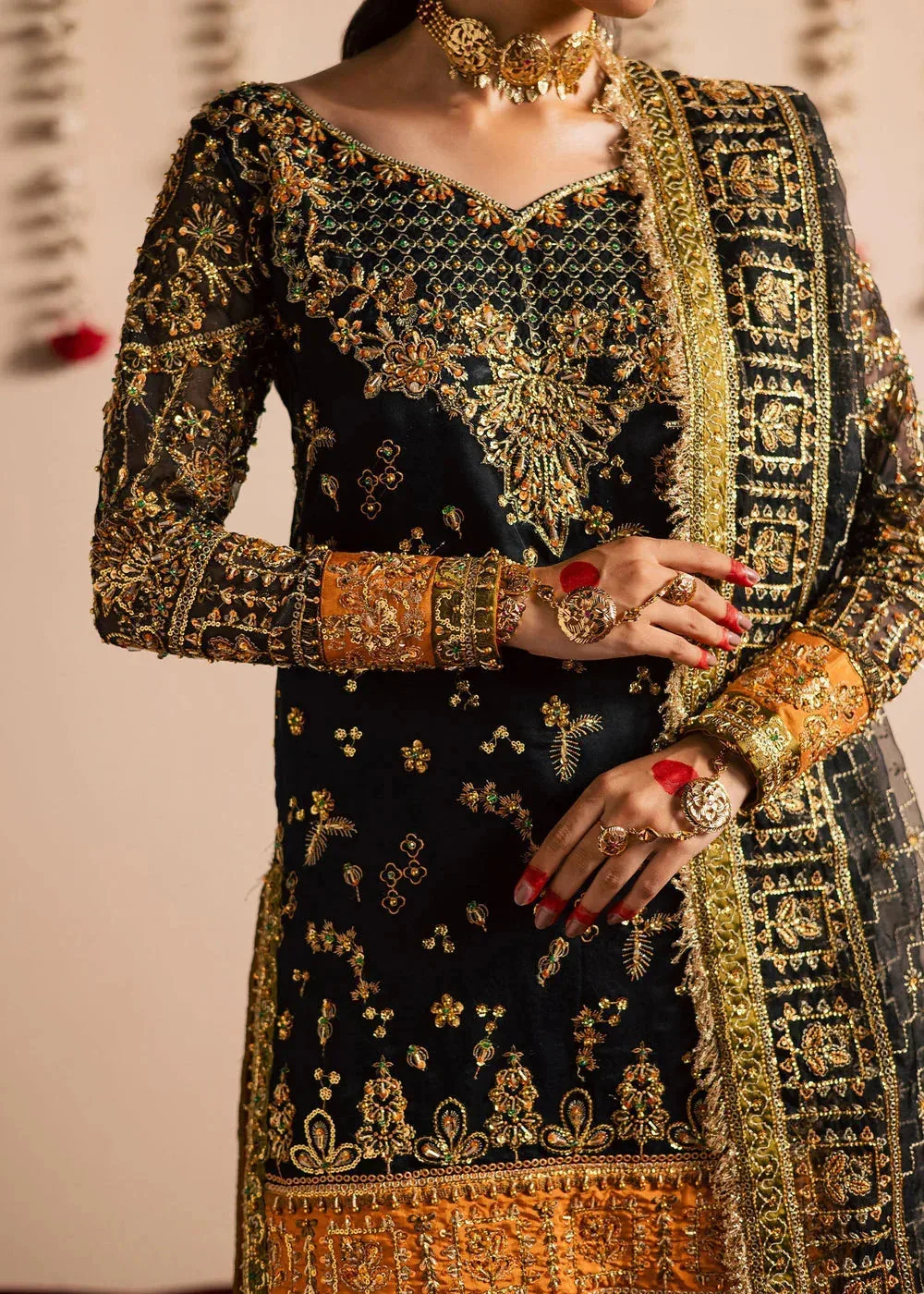 Maria Osama Khan Jhil Mil Wedding Festive Black Raw Silk – view 3 – Poshaq