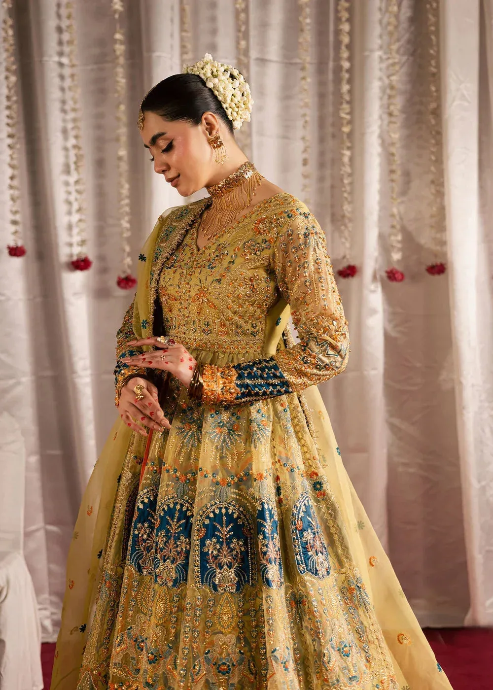 Maria Osama Khan Jhil Mil Wedding Festive lime green Raw Silk – view 4 – Poshaq