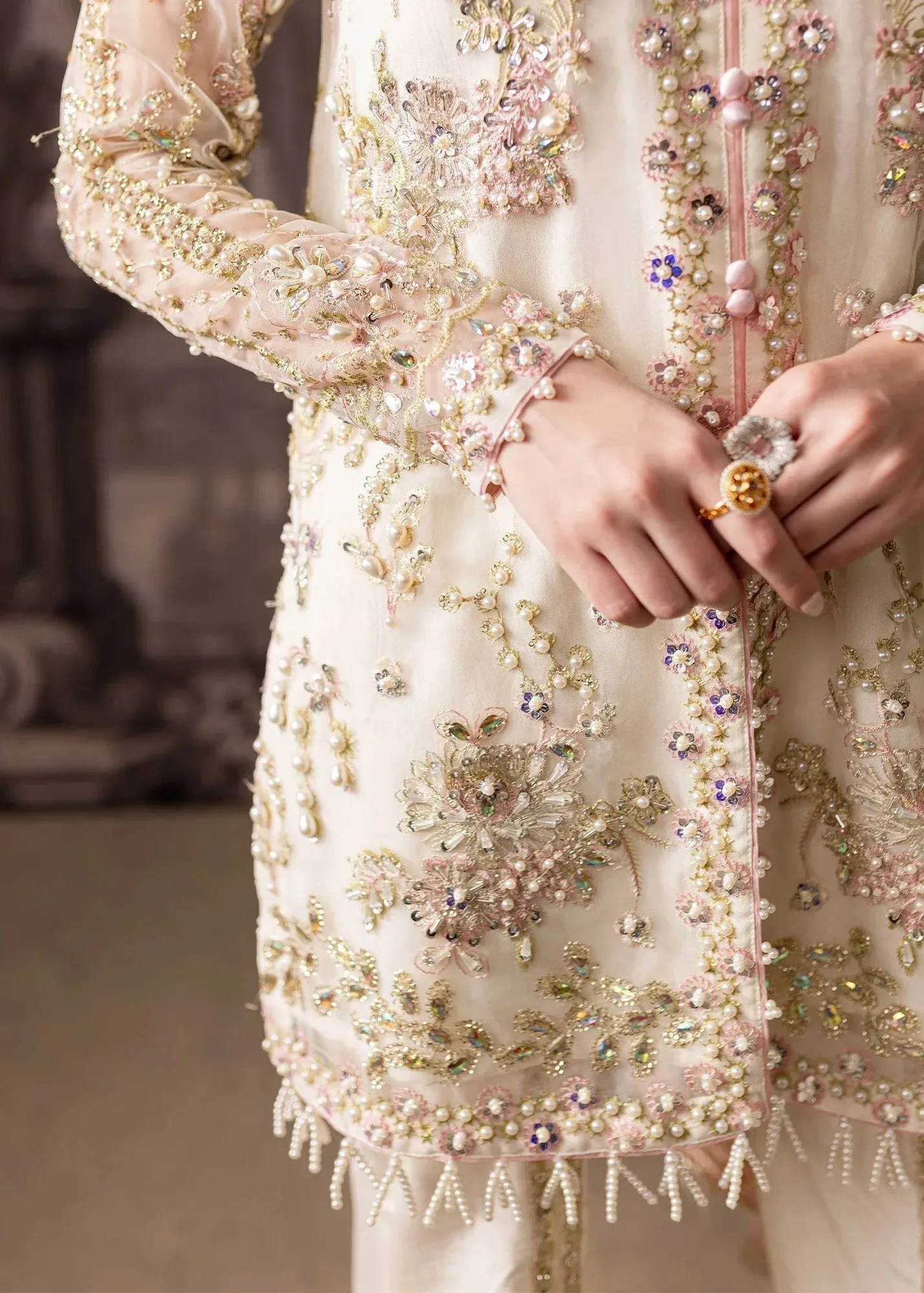 Maria Osama Khan Mystara Wedding Festive Ivory Raw Silk – view 5 – Poshaq