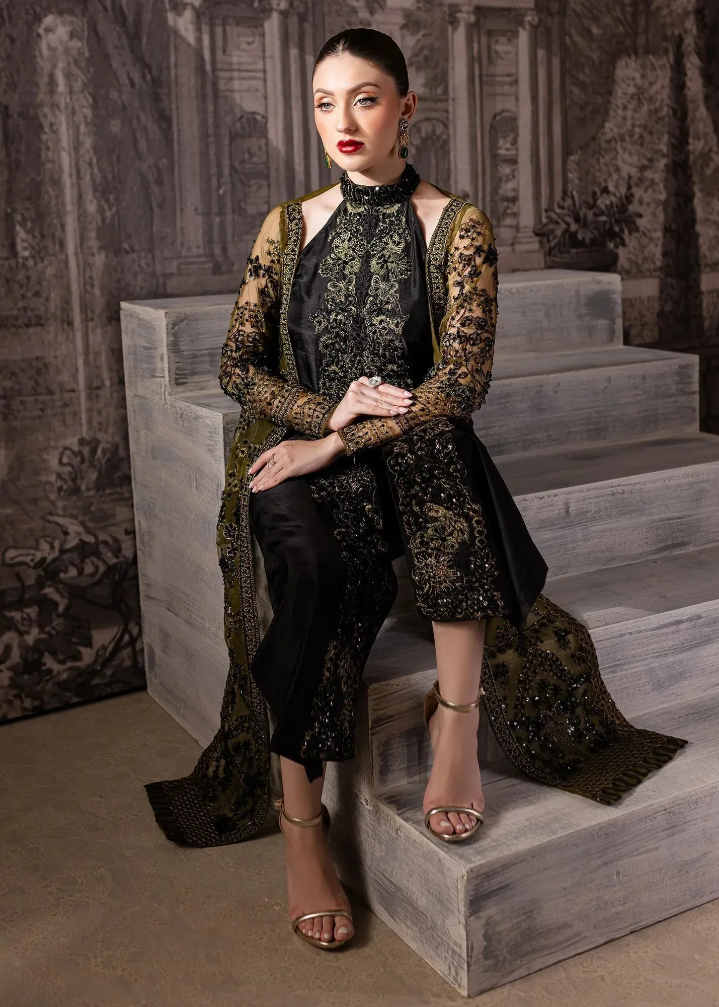 Maria Osama Khan Mystara Wedding Festive Black Raw Silk – view 8 – Poshaq