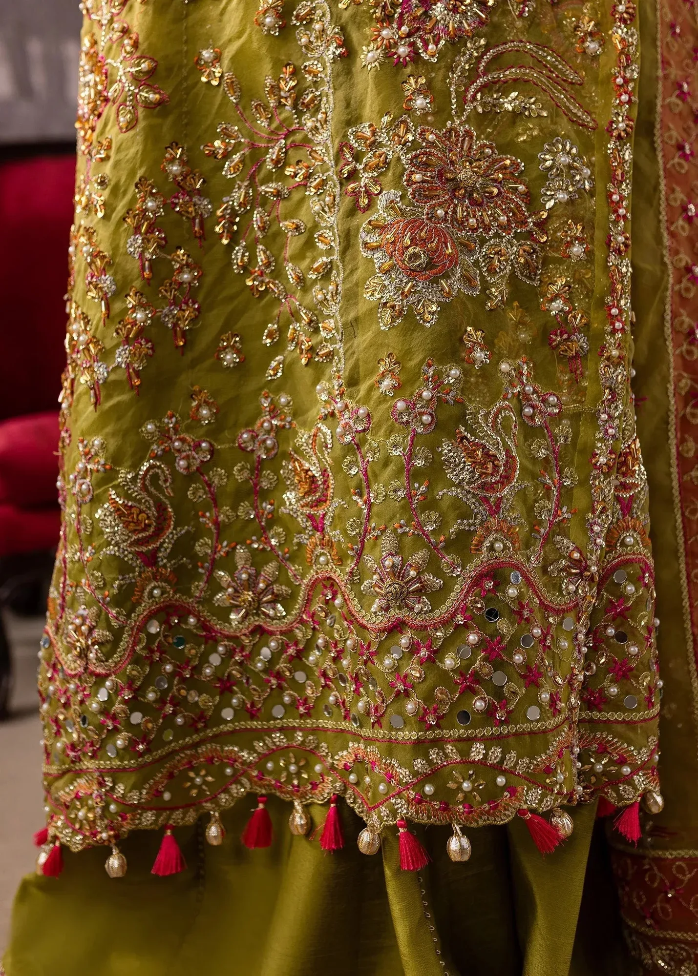 Maria Osama Khan Mystara Wedding Festive Mehndi Green Raw Silk – view 6 – Poshaq