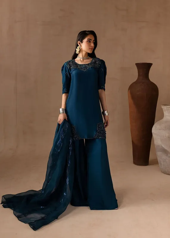 Maria Osama Khan Noir Bliss Luxury Formals Teal Raw Silk – view 1 – Poshaq