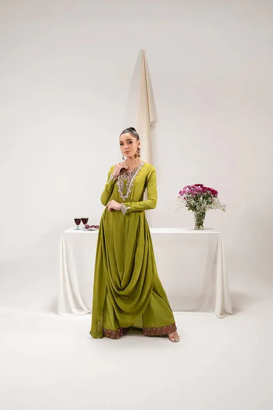 Maria Osama Khan Tiffany Formals Green Grip – view 1 – Poshaq
