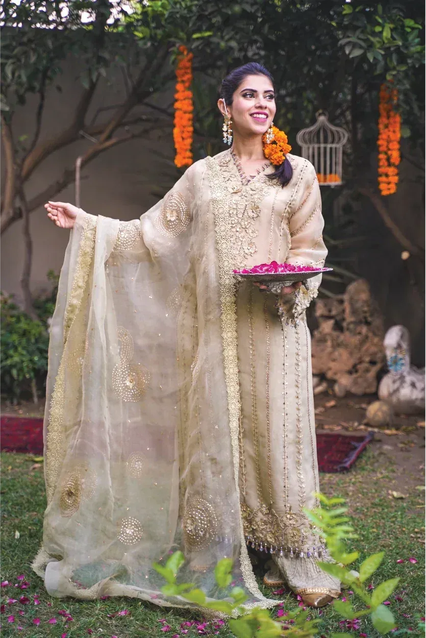 Muntaha by Shanzay Fahad Formals Organza – view 2 – Poshaq