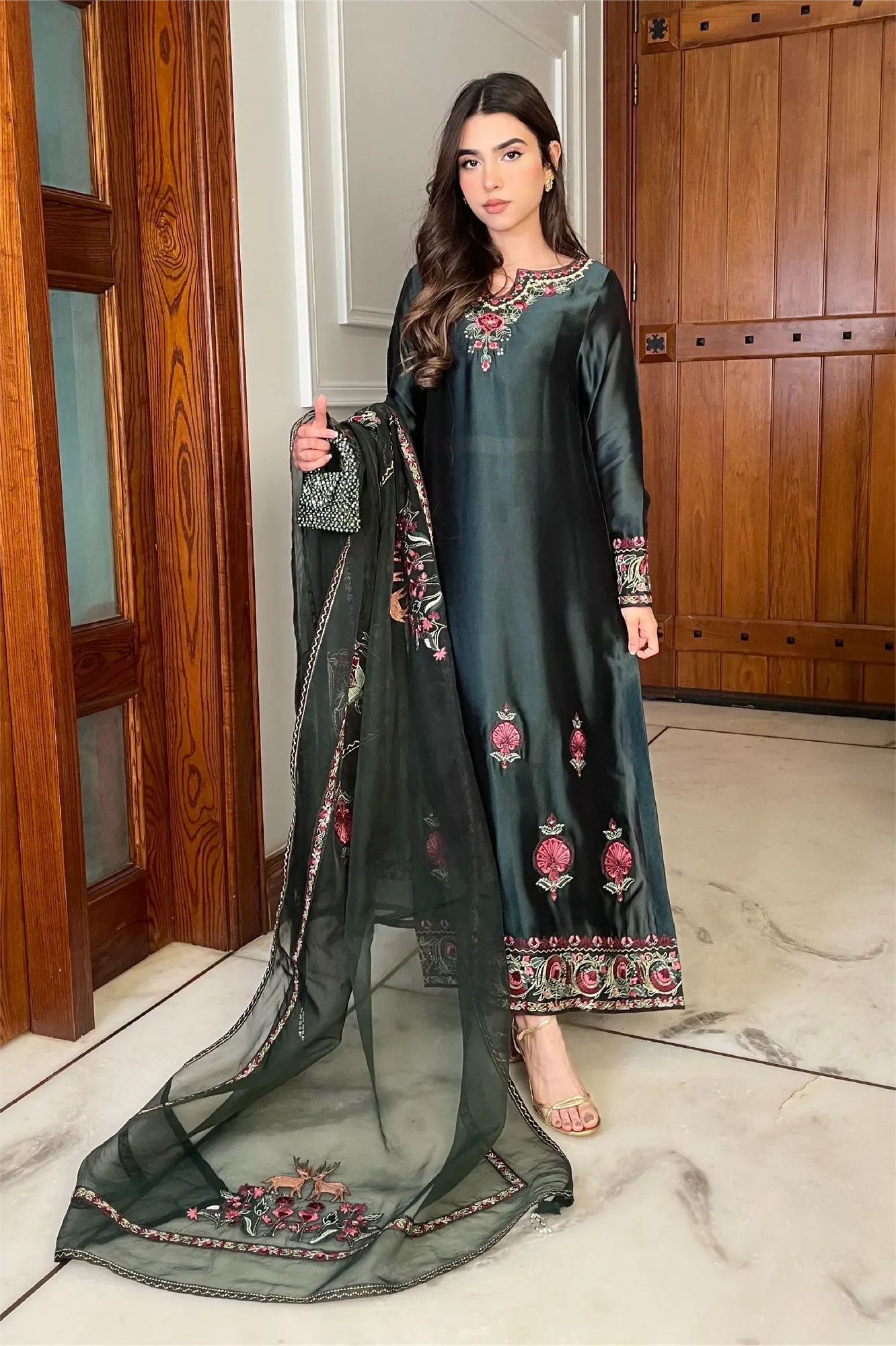 Muntaha by Shanzay Fahad Formals Green Cotton Silk – view 3 – Poshaq