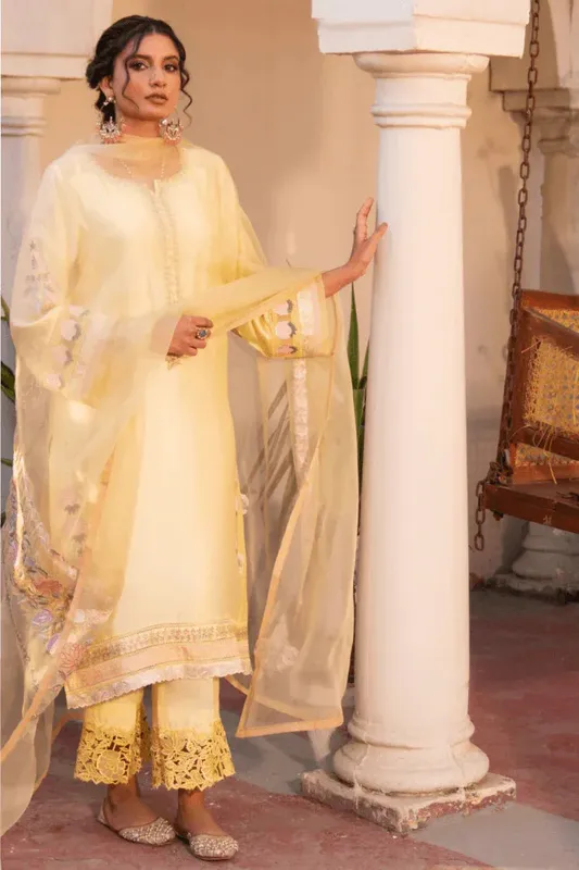 Muntaha by Shanzay Fahad Aangan Eid Edit Raw Silk – view 1 – Poshaq