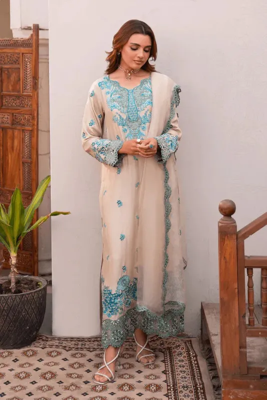 Muntaha by Shanzay Fahad Aangan Eid Edit Raw Silk – view 1 – Poshaq