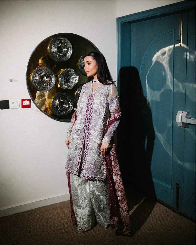 Mysie by Tahira Eid Festive 25 Silver Organza – view 5 – Poshaq
