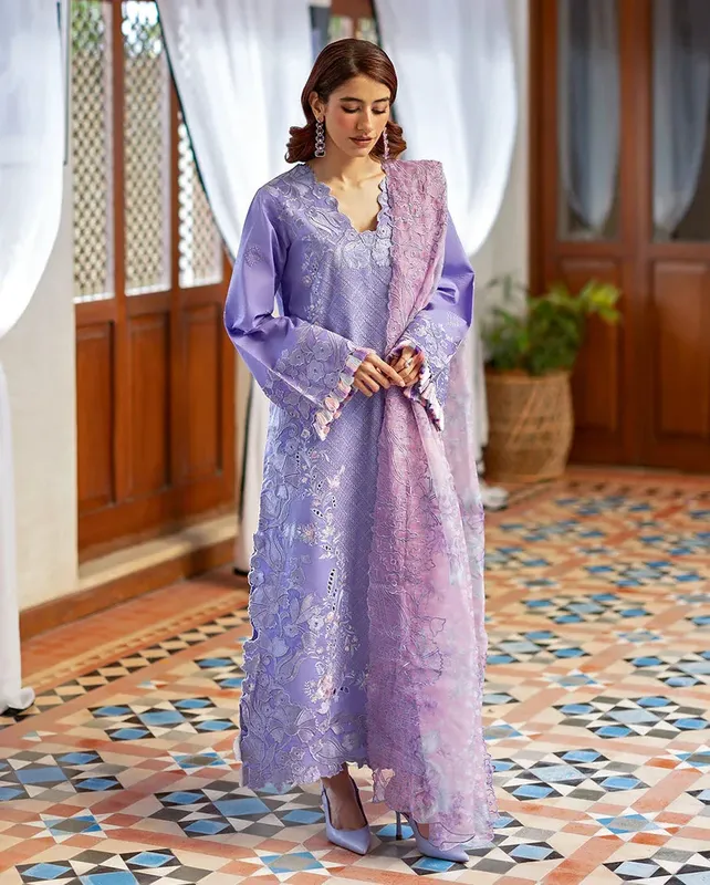 Mushq Pakistan Lilac Organza – view 1 – Poshaq