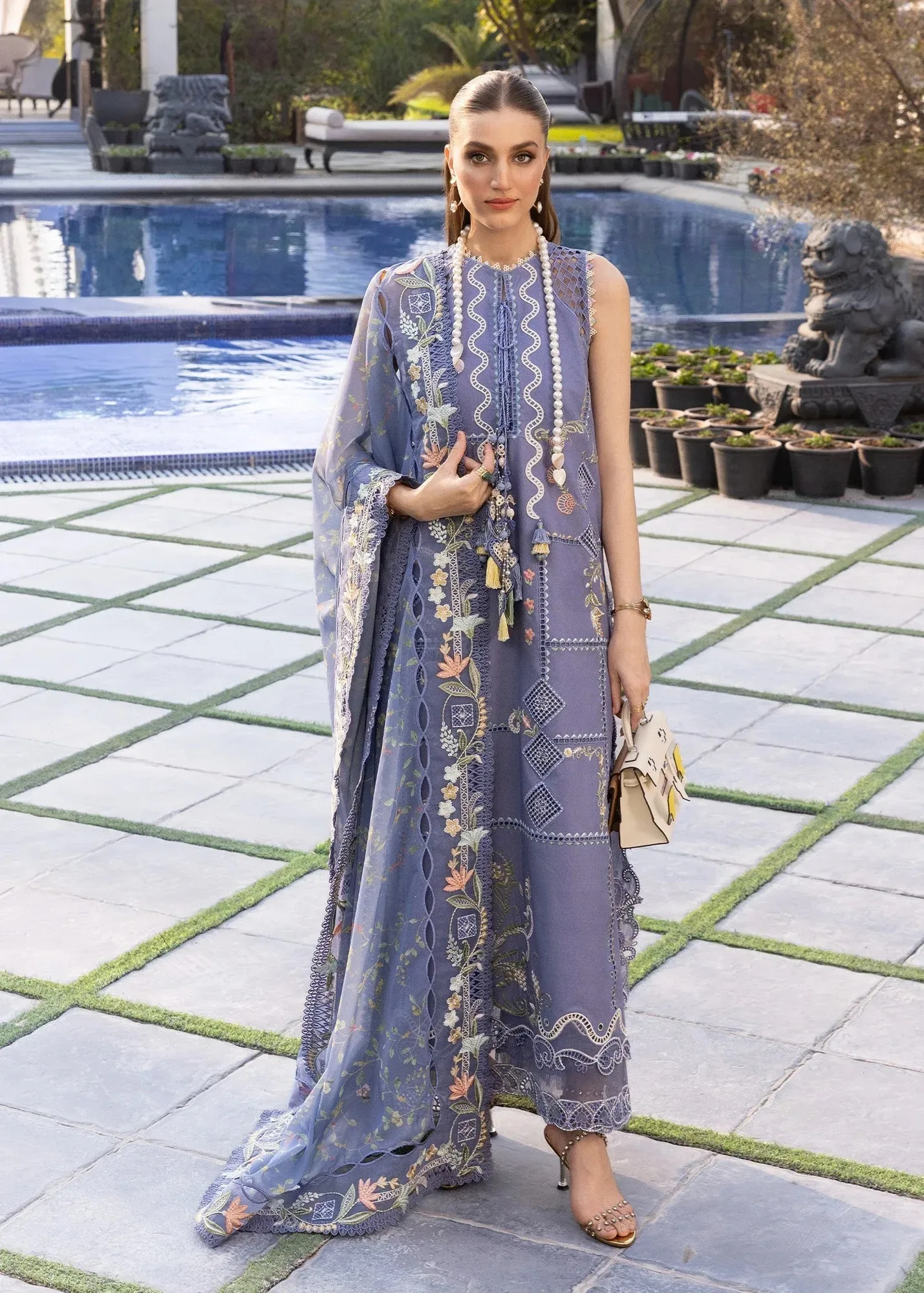 Crimson Lawn – view 1 – Poshaq