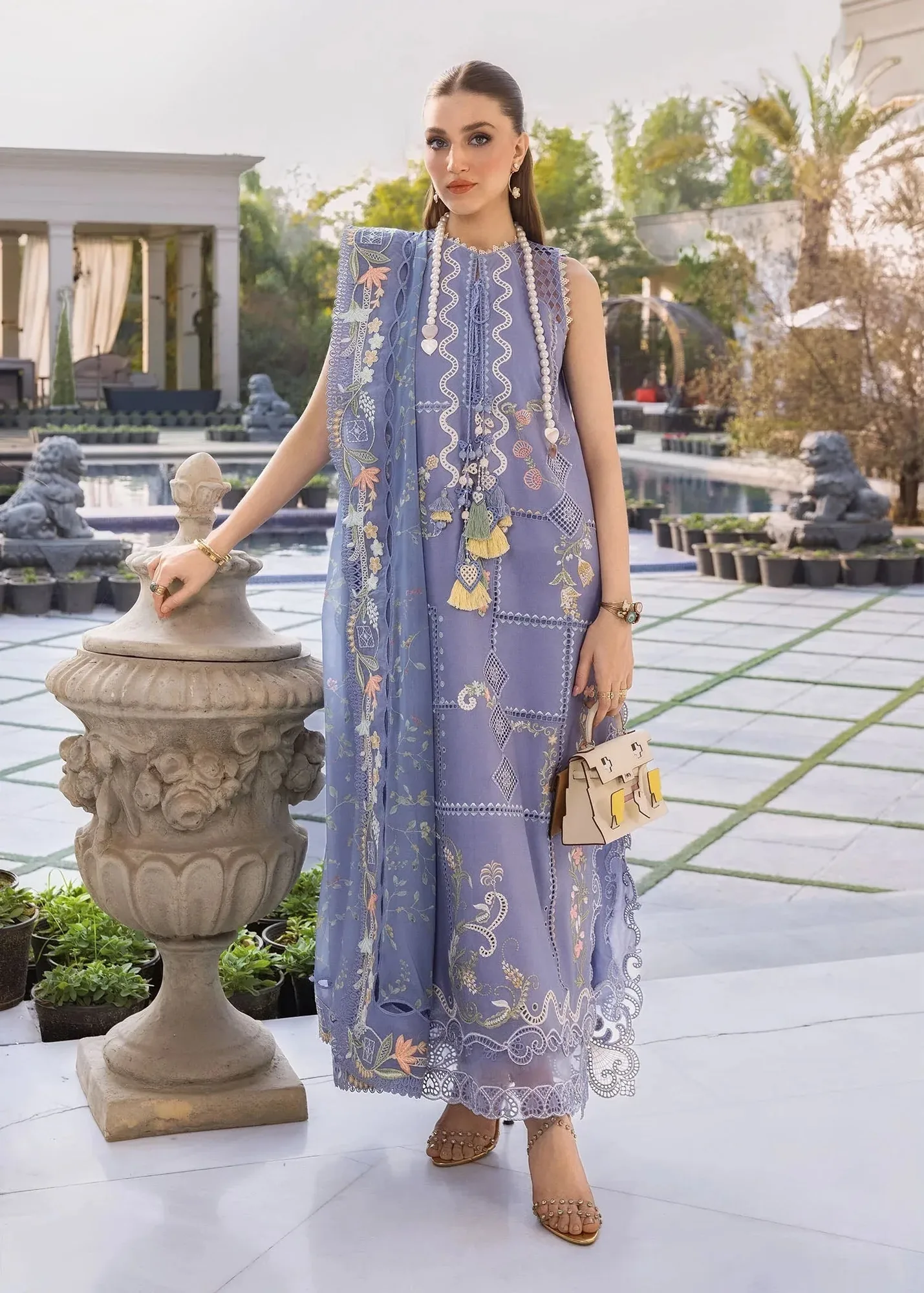 Crimson Lawn – view 2 – Poshaq