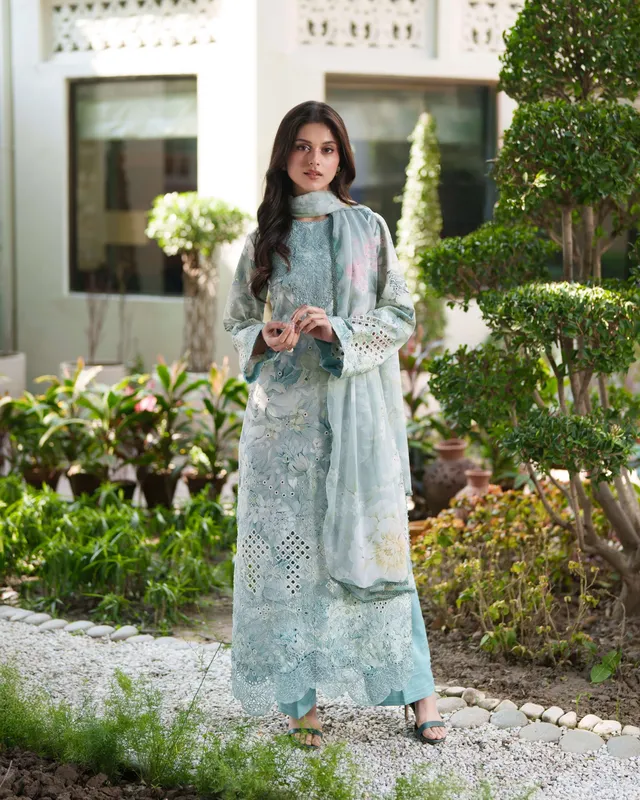NeeshayOfficial Lawn – view 1 – Poshaq