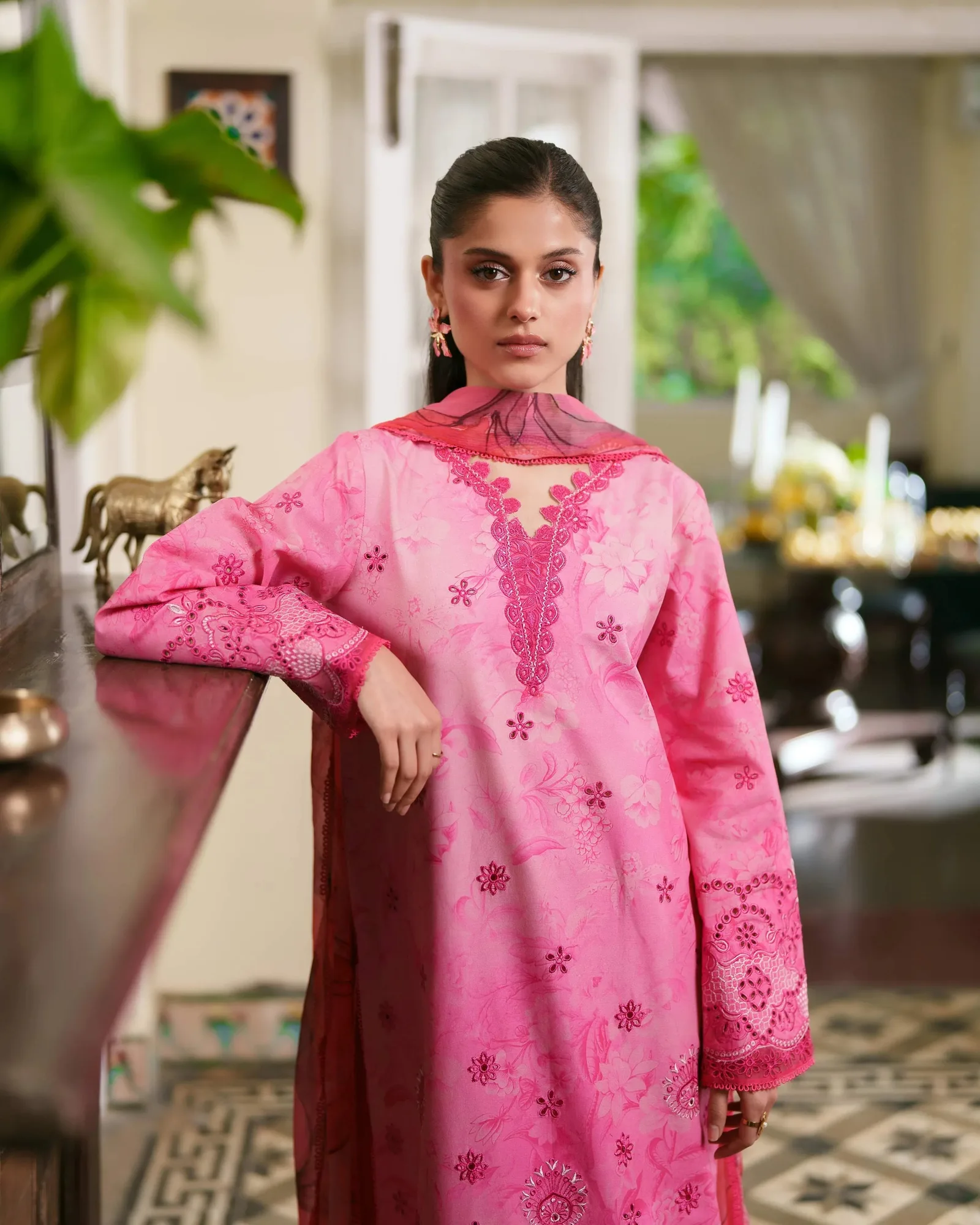 NeeshayOfficial Lawn – view 4 – Poshaq