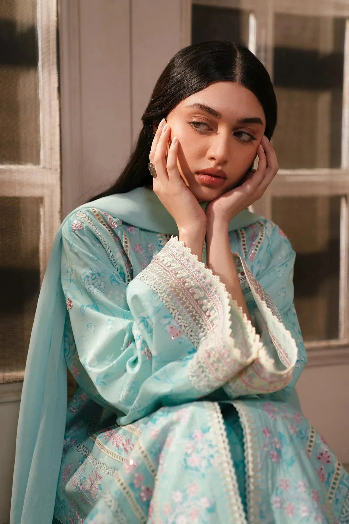 Afrozeh Lawn – view 4 – Poshaq