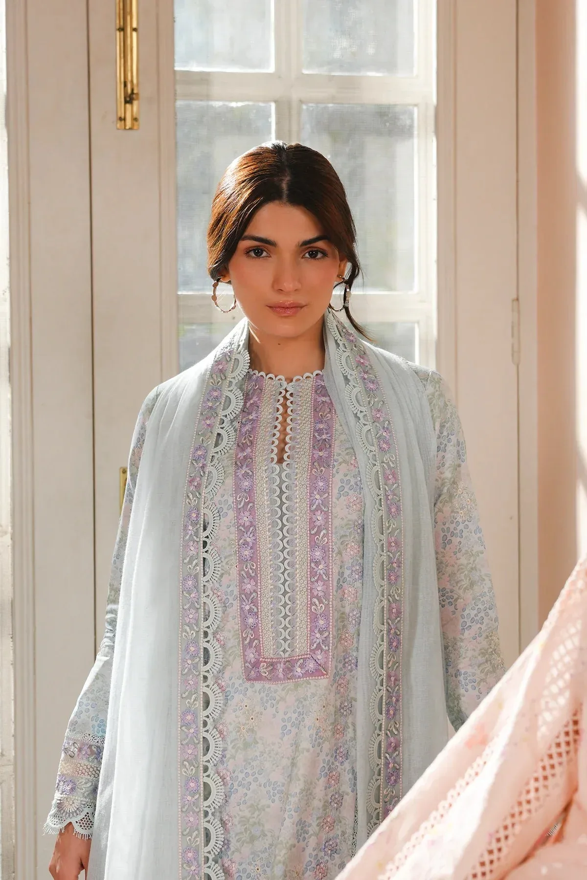 Afrozeh Lawn – view 3 – Poshaq