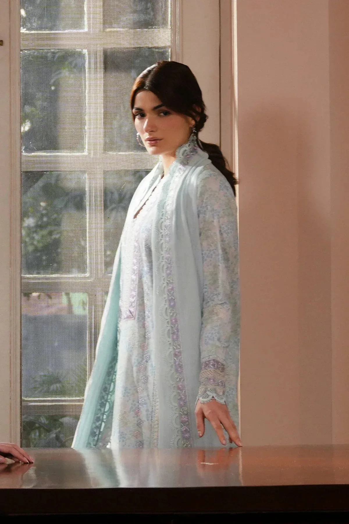 Afrozeh Lawn – view 5 – Poshaq