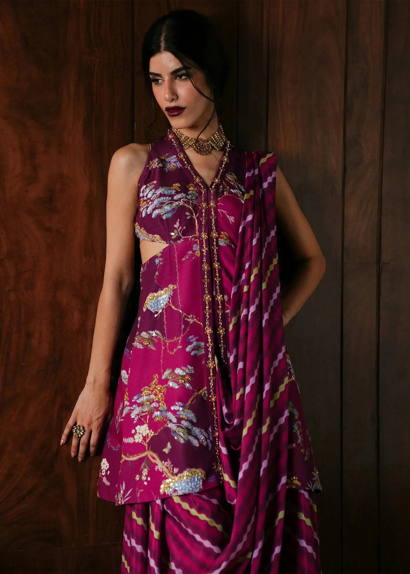 Crimson Silk – view 4 – Poshaq
