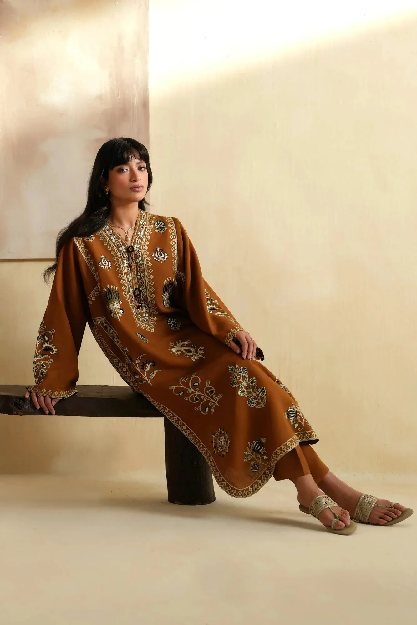 Elan Vital Indigene'26 Brown Linen – view 6 – Poshaq