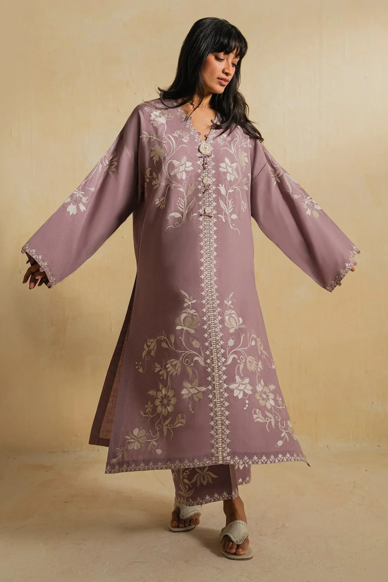 Elan Vital Indigene'26 Ivory Linen – view 2 – Poshaq