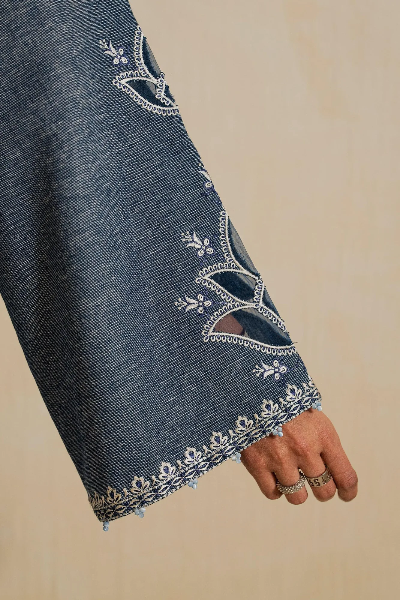 Elan Vital Indigene'26 Ivory Linen – view 3 – Poshaq