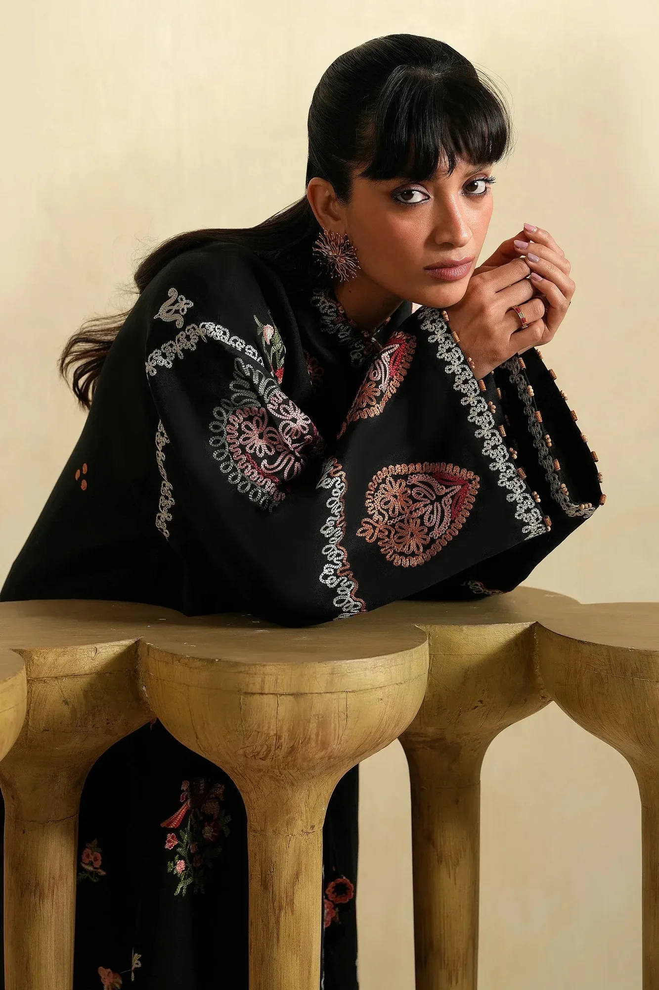 Elan Vital Indigene'26 Linen – view 5 – Poshaq