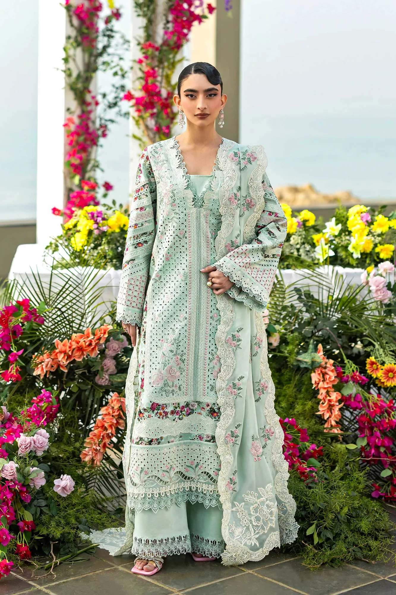 Akbar Aslam Lawn – view 1 – Poshaq