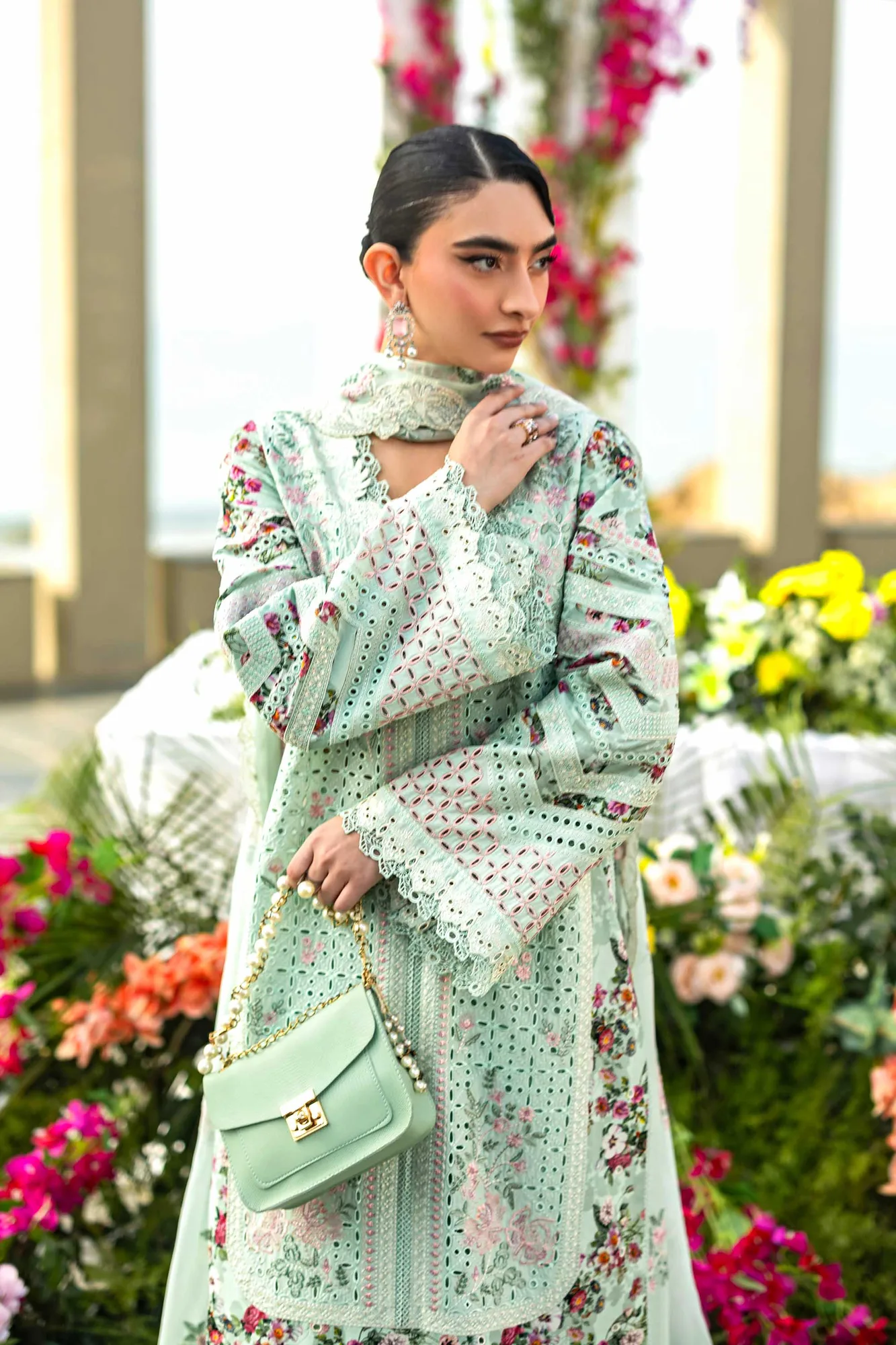 Akbar Aslam Lawn – view 4 – Poshaq