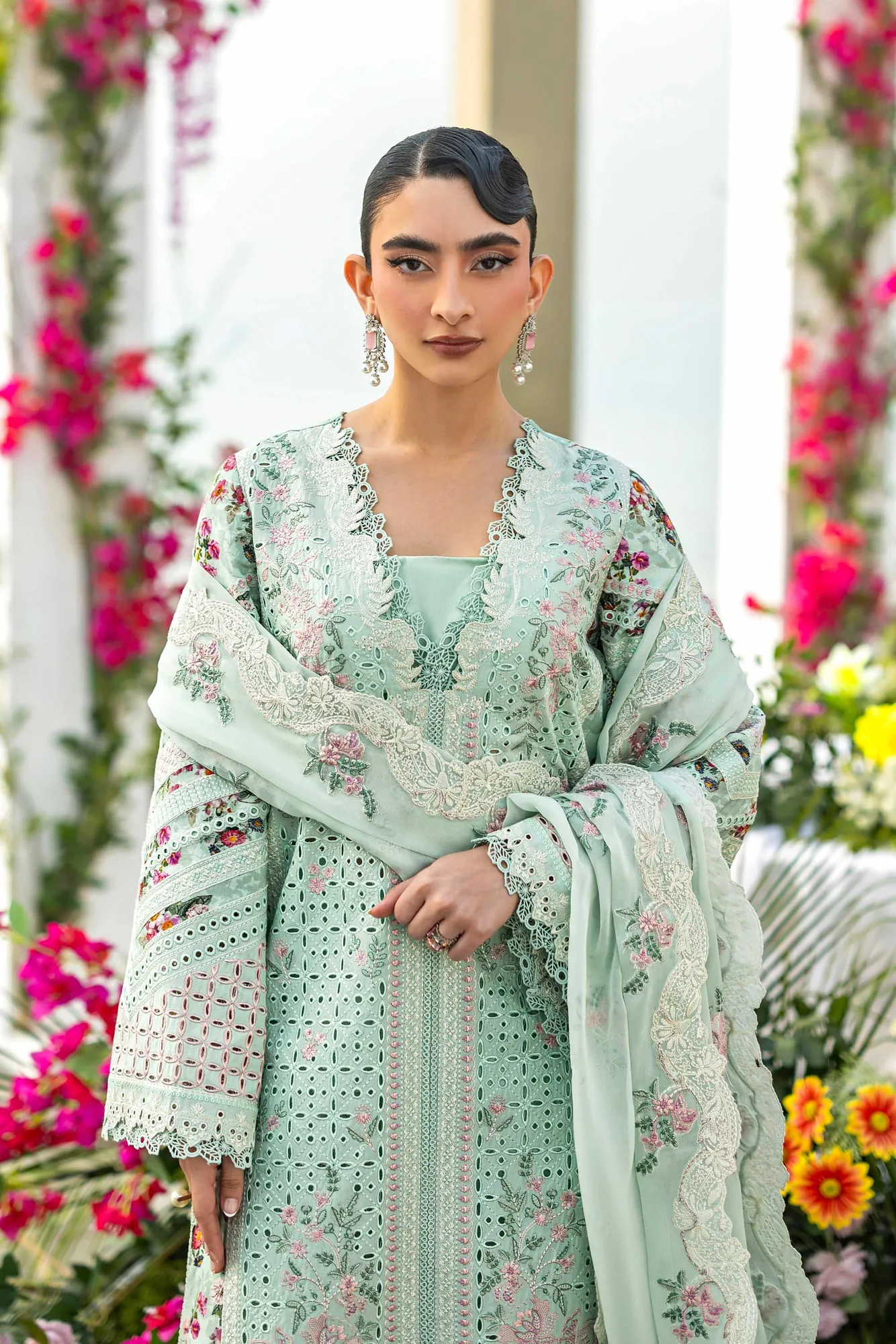 Akbar Aslam Lawn – view 8 – Poshaq