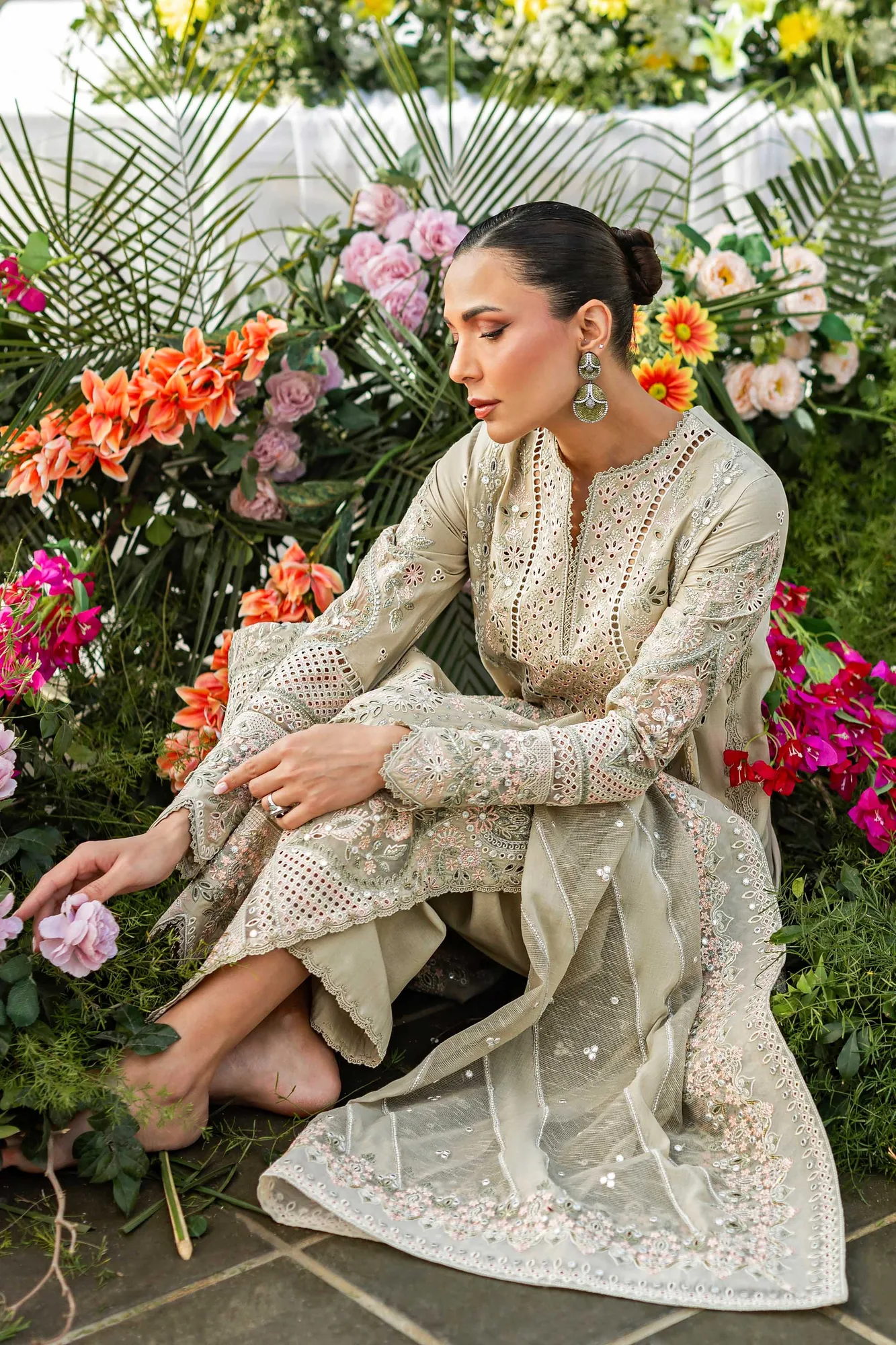 Akbar Aslam Organza – view 9 – Poshaq