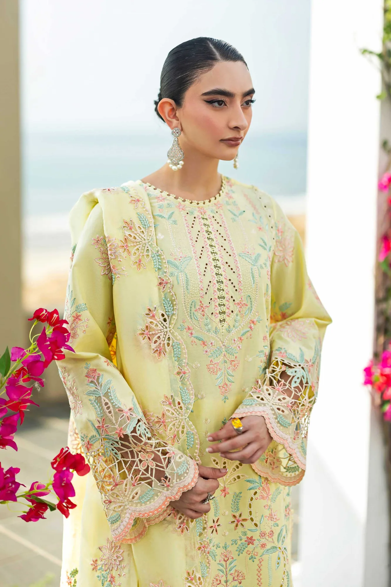 Akbar Aslam Organza – view 2 – Poshaq