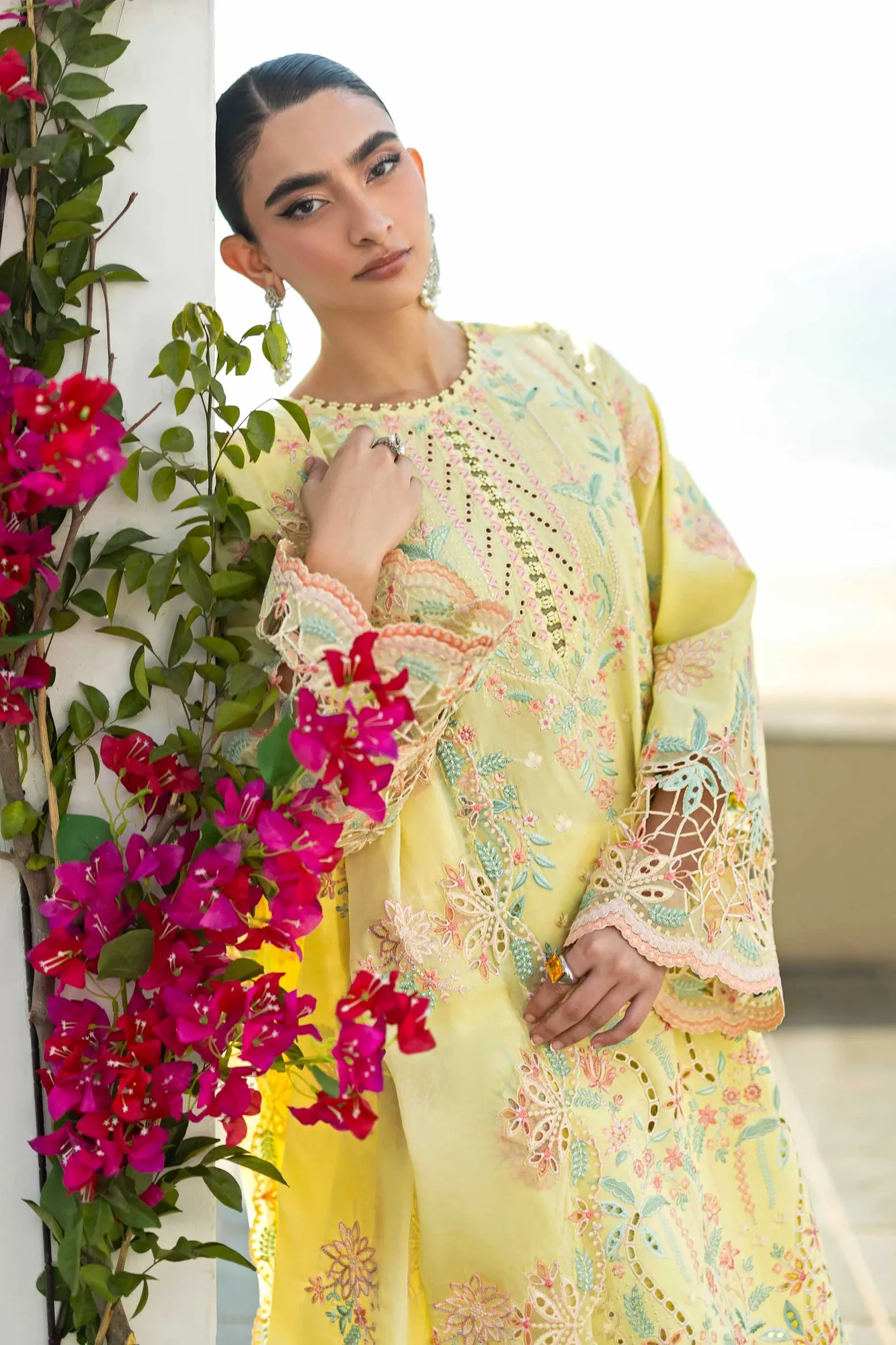 Akbar Aslam Organza – view 4 – Poshaq