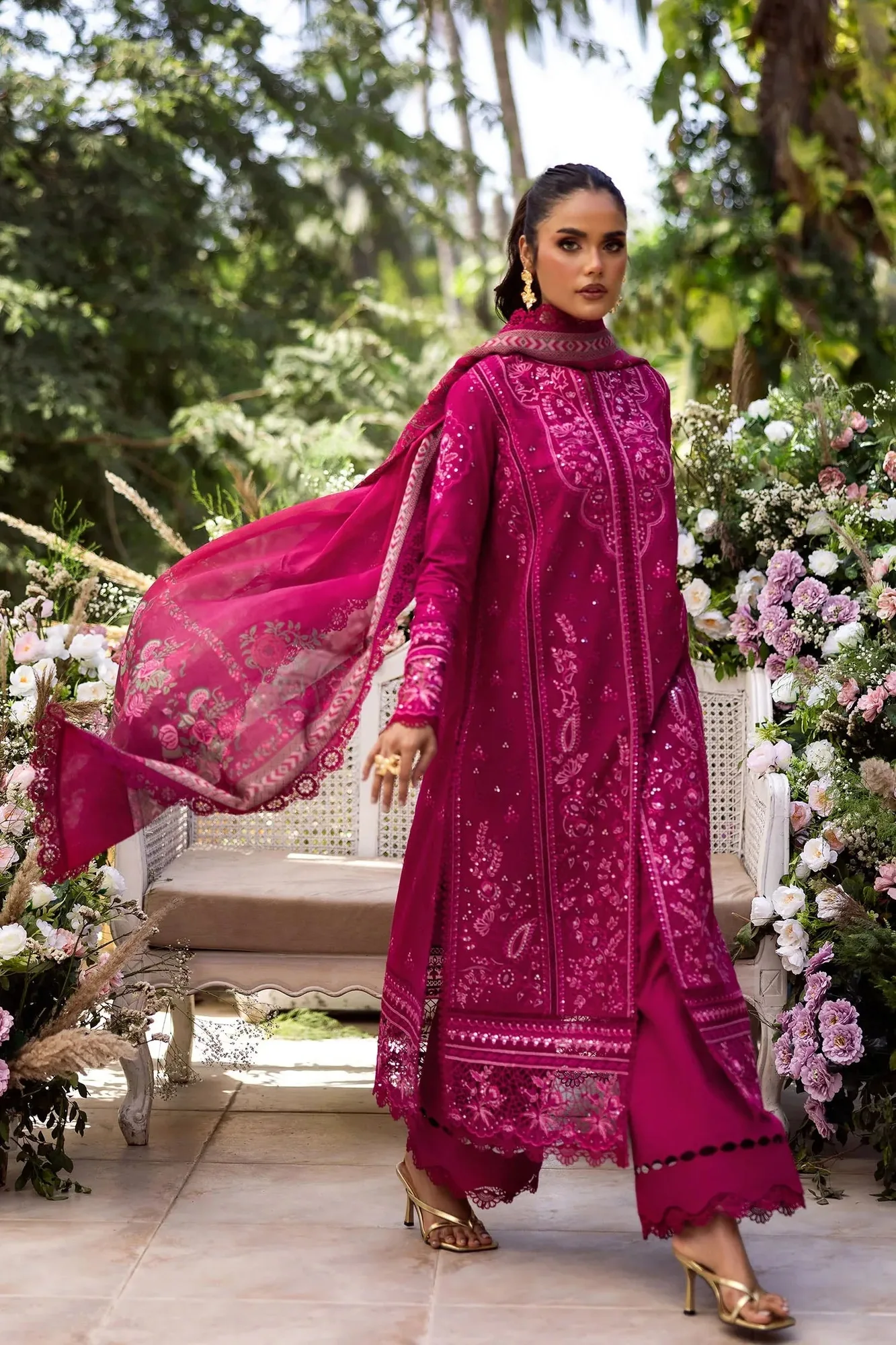 Lawn – view 3 – Poshaq