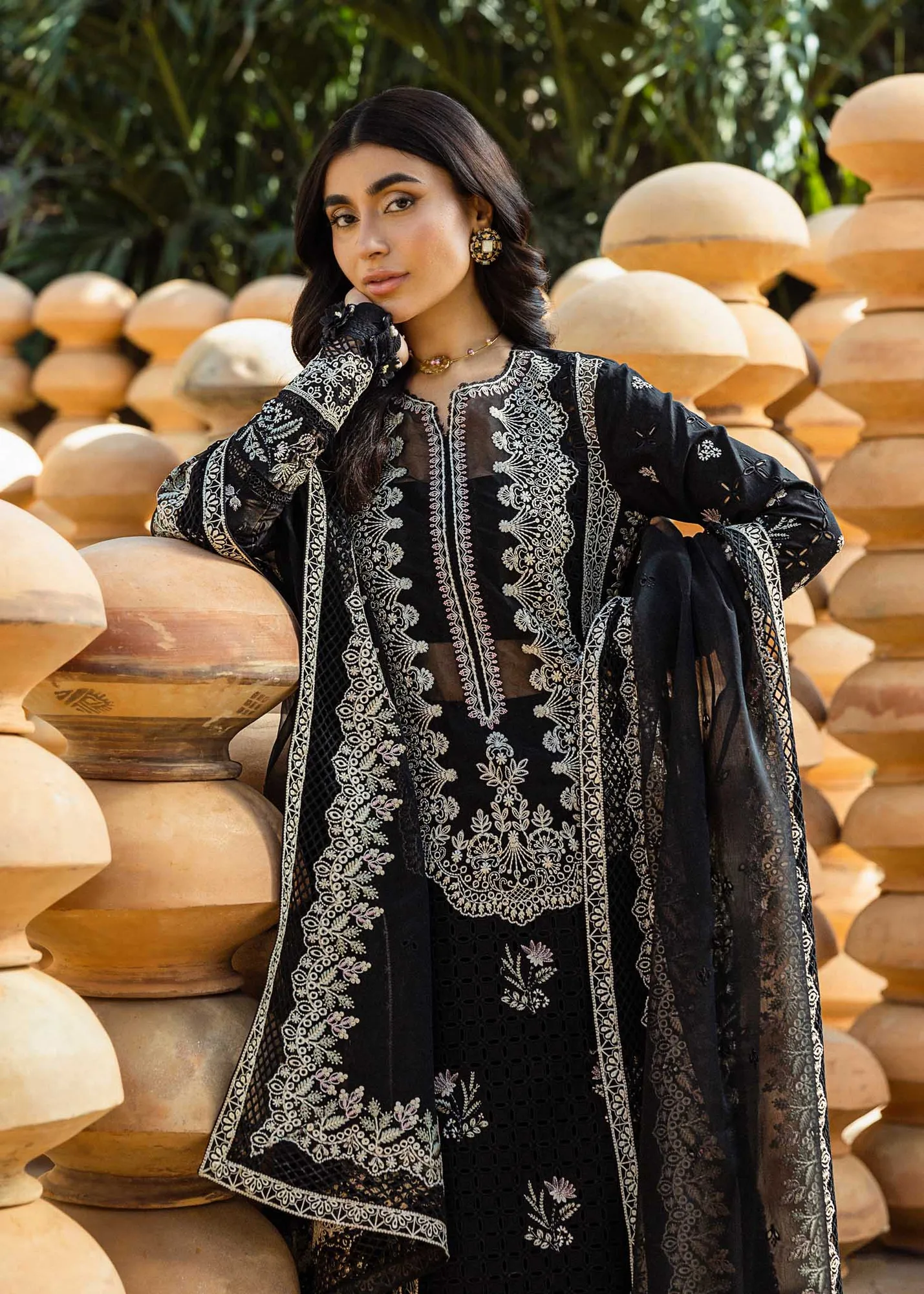 Akbar Aslam Organza – view 5 – Poshaq