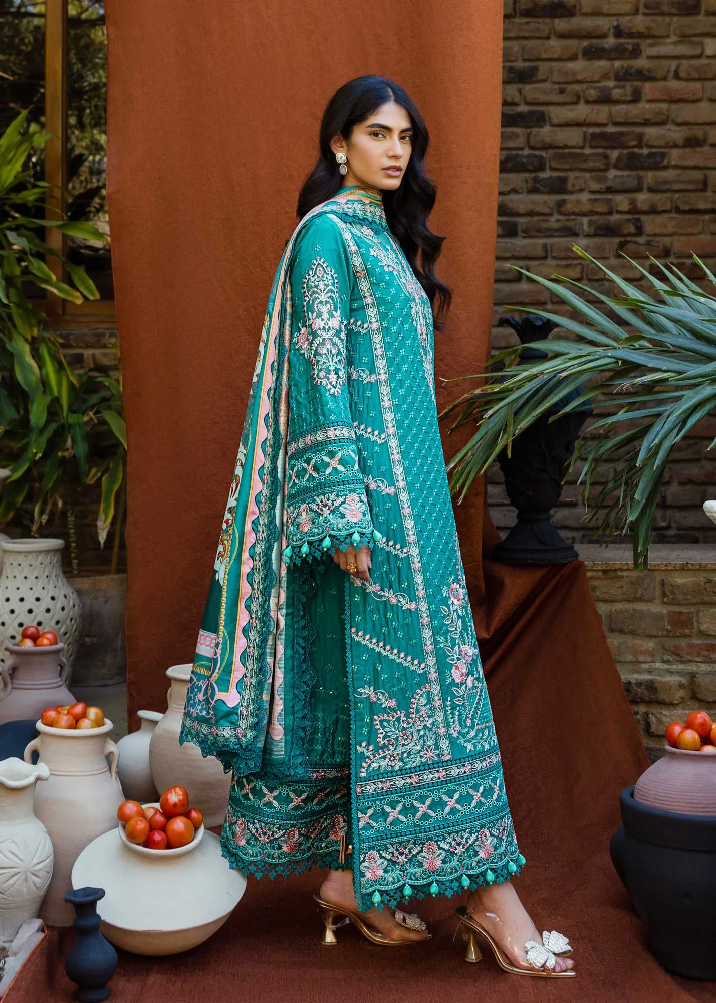Akbar Aslam Lawn – view 3 – Poshaq