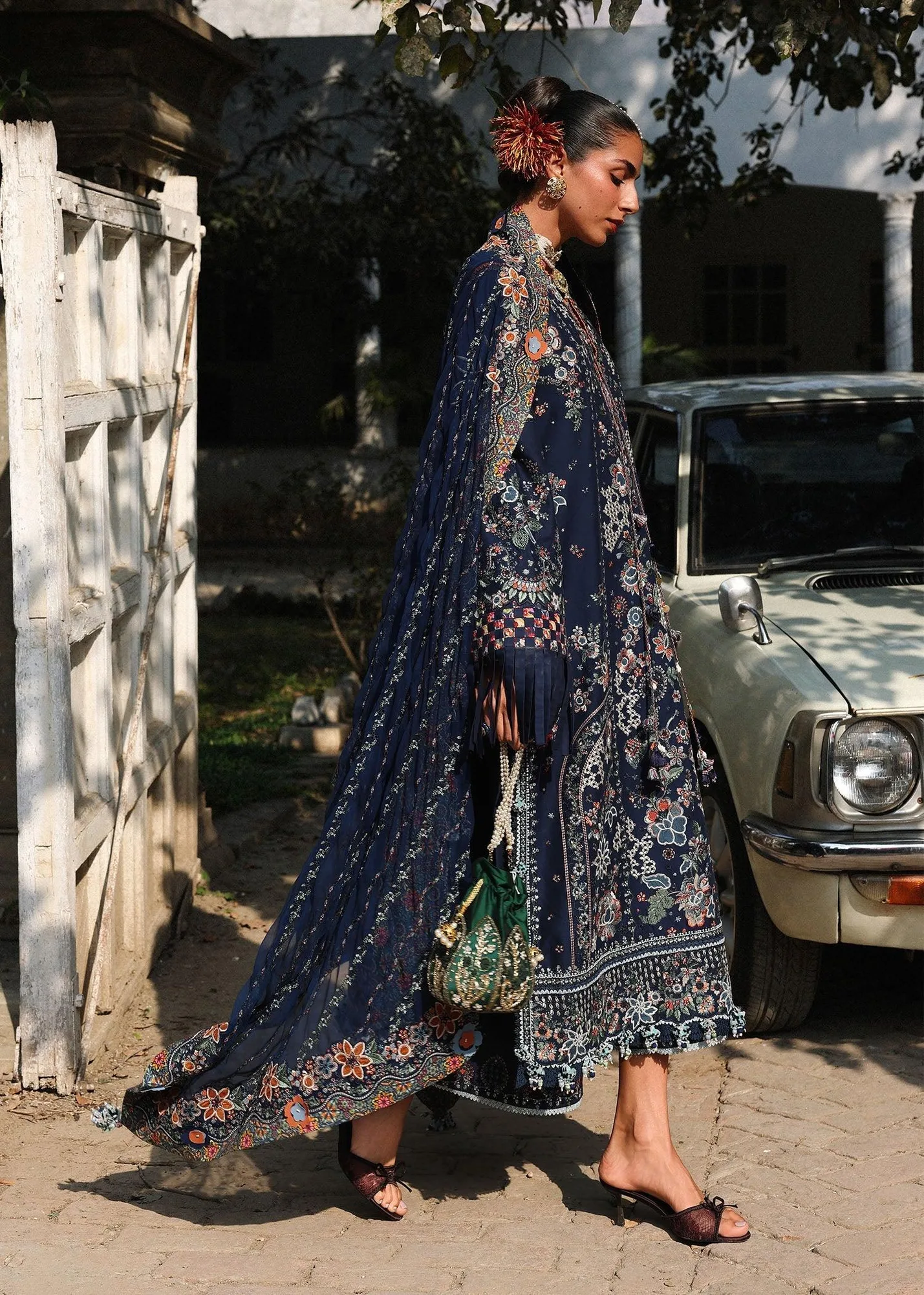 Hussain Rehar Orange Organza – view 4 – Poshaq