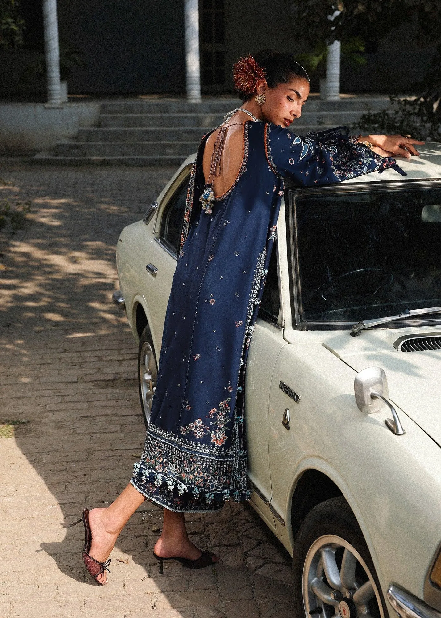 Hussain Rehar Orange Organza – view 8 – Poshaq