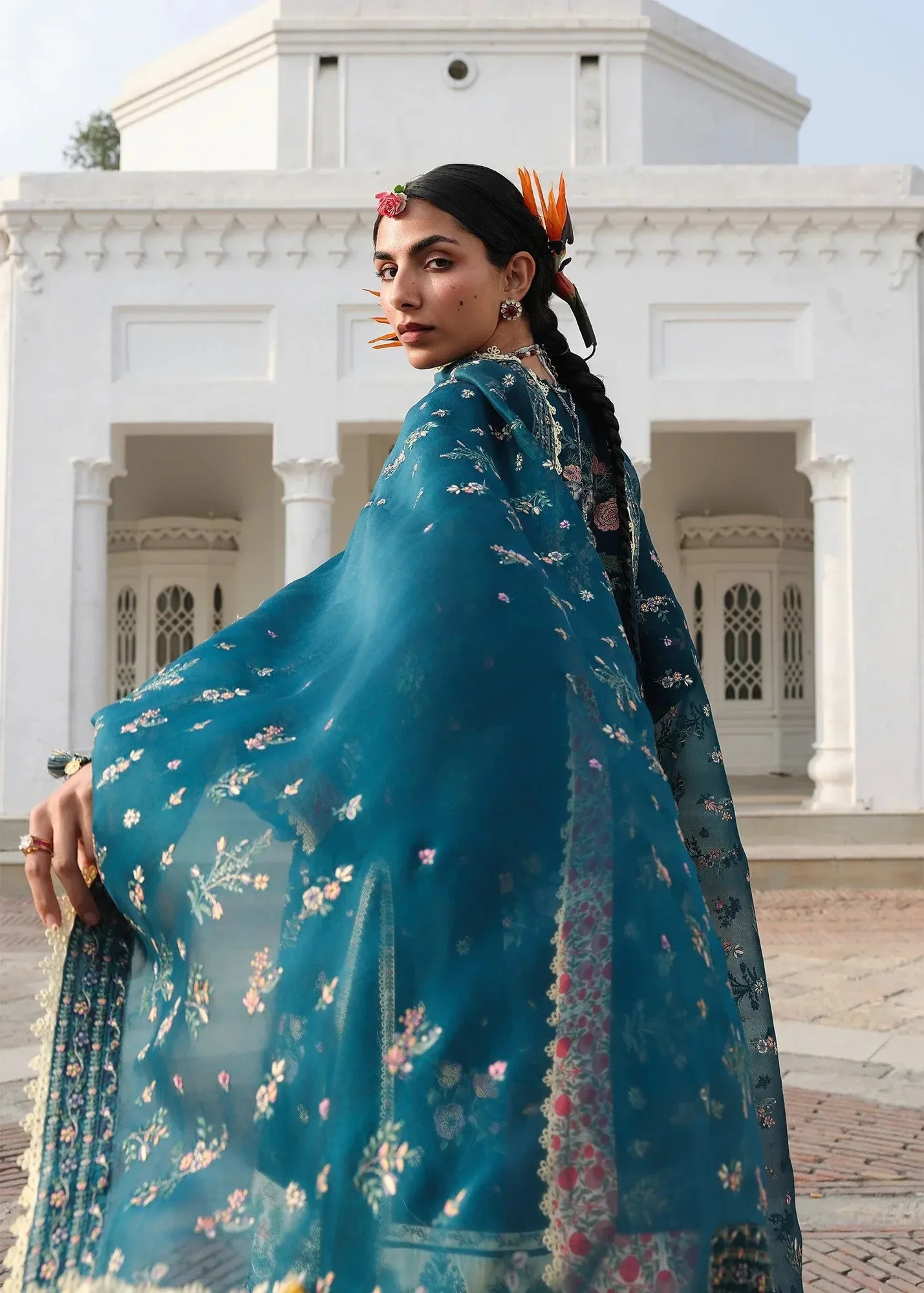 Hussain Rehar Yellow Organza – view 5 – Poshaq