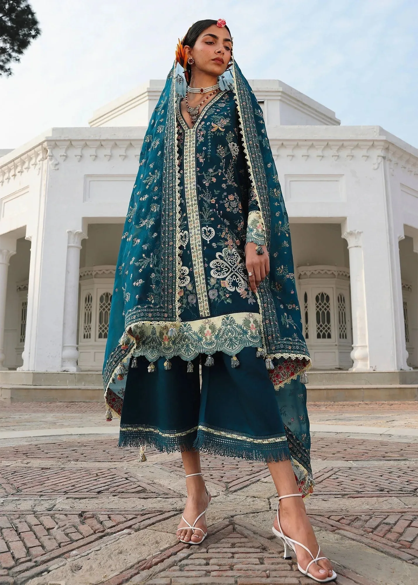 Hussain Rehar Yellow Organza – view 7 – Poshaq