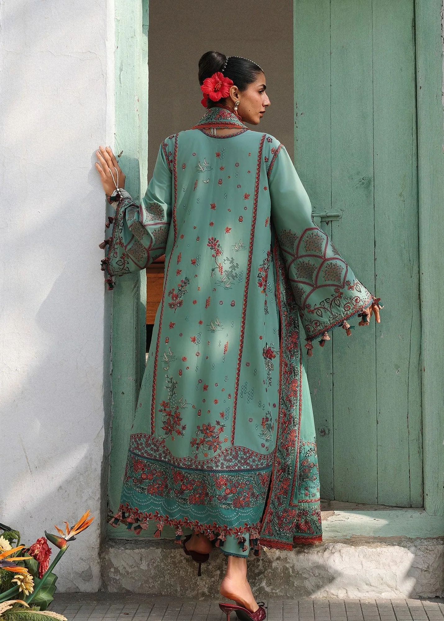 Hussain Rehar Green Organza – view 6 – Poshaq