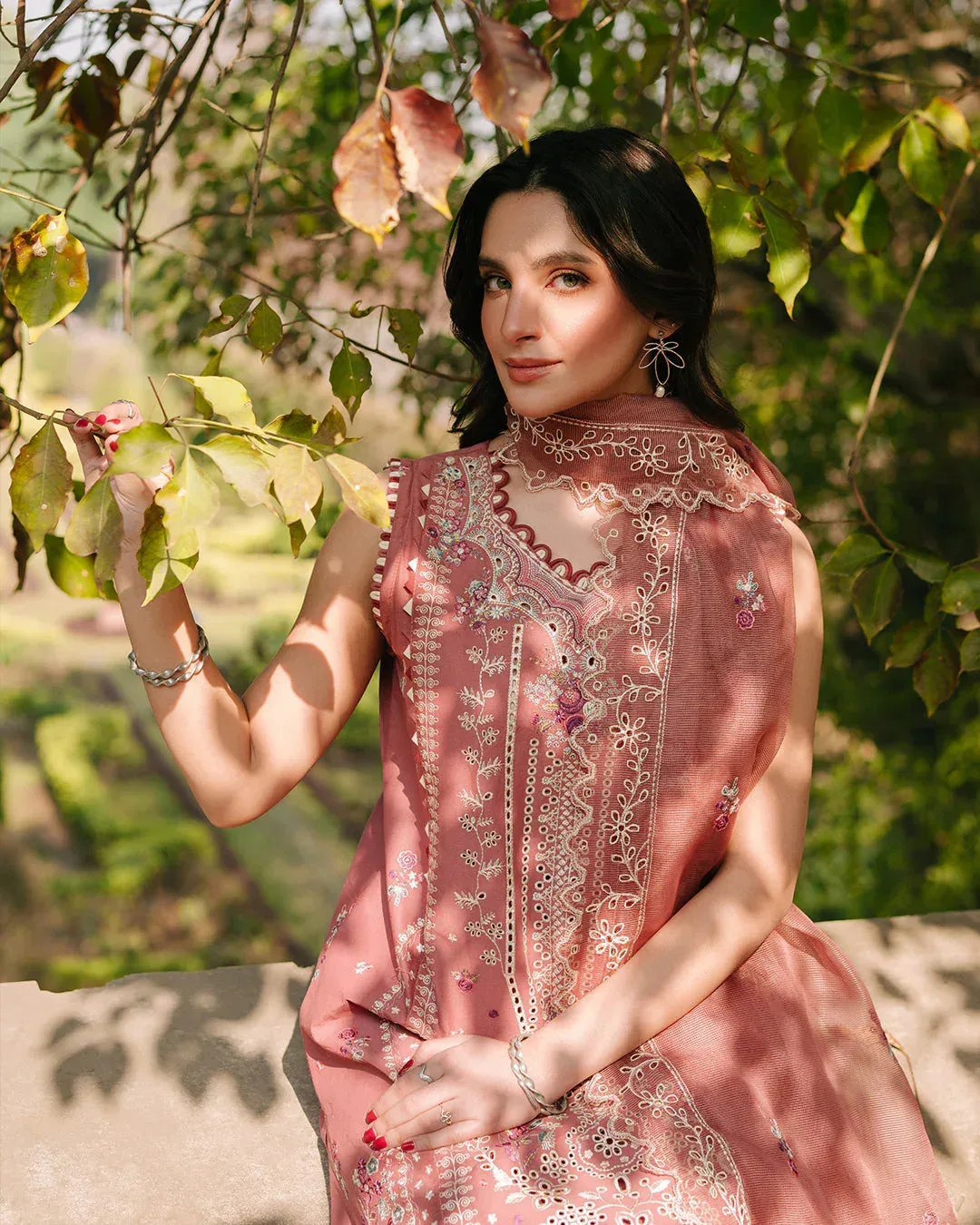 Fiona Organza – view 4 – Poshaq