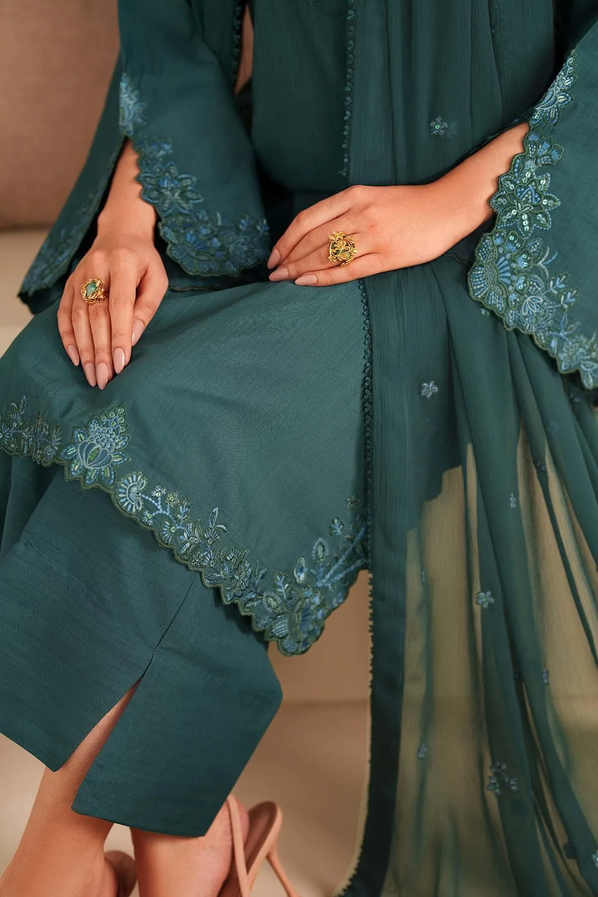 Zarif Silk – view 9 – Poshaq