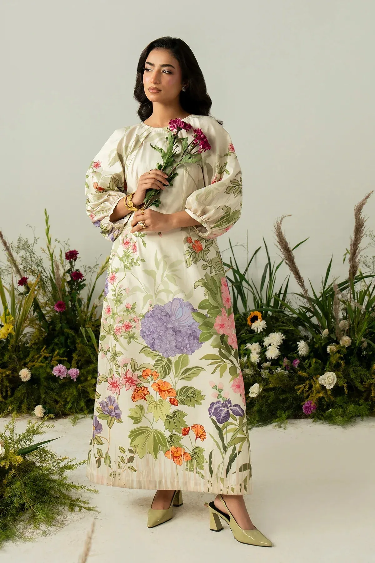 Cream chiffon dress with soft crepe detailing – view 6 – Poshaq