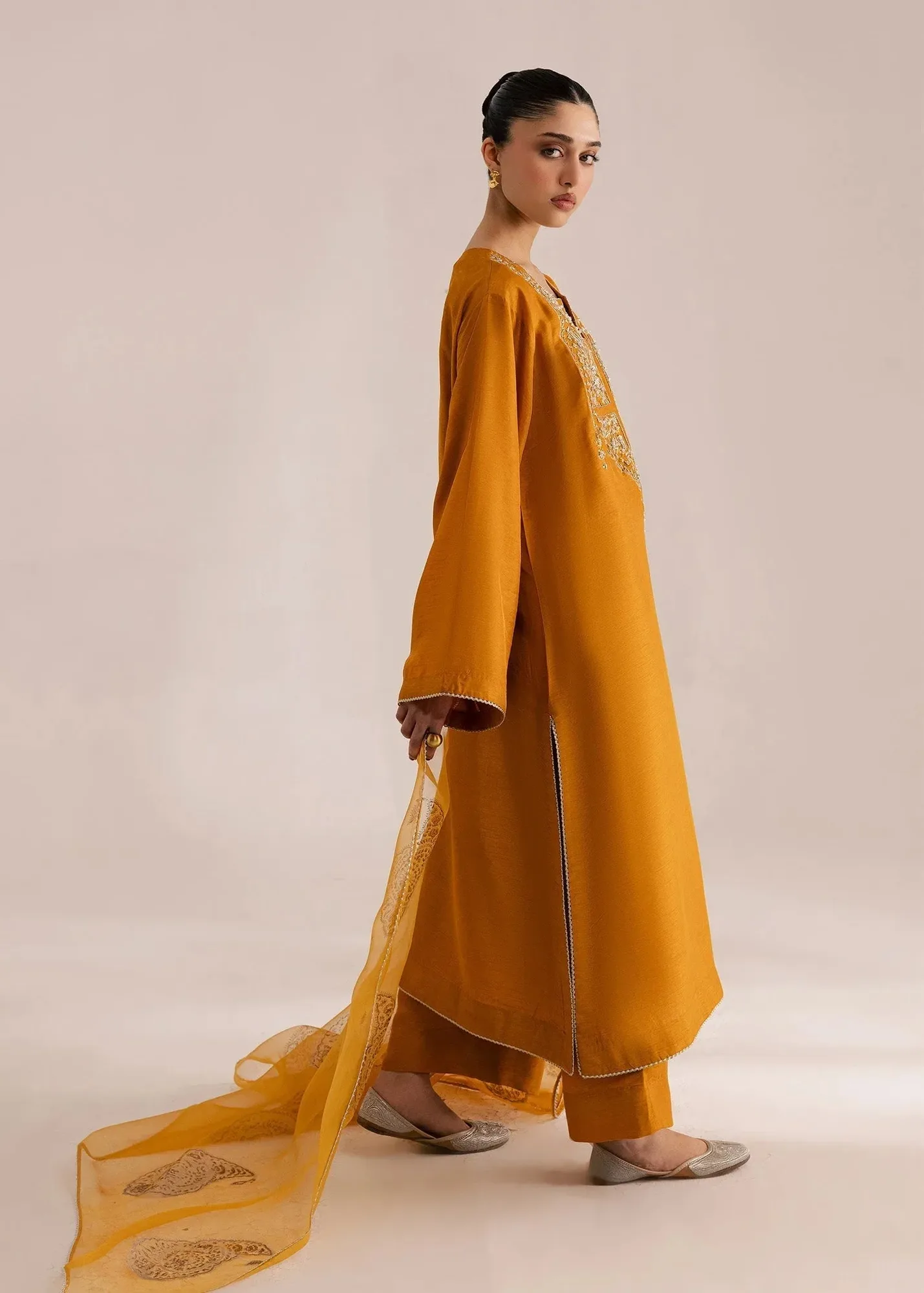 Sadaf Fawad Khan Silk Luxury Pret 26 Mustard Organza – view 2 – Poshaq